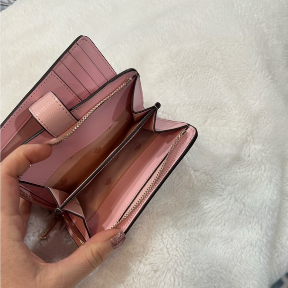 Kate Spade Pink Wallet medium wallet gently used ♠️ - Picture 3 of 6